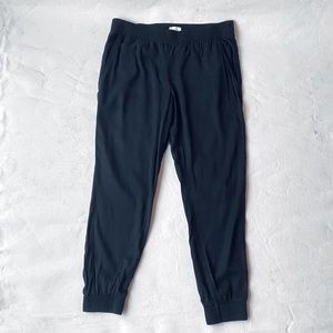 Wilfred flowy black pants